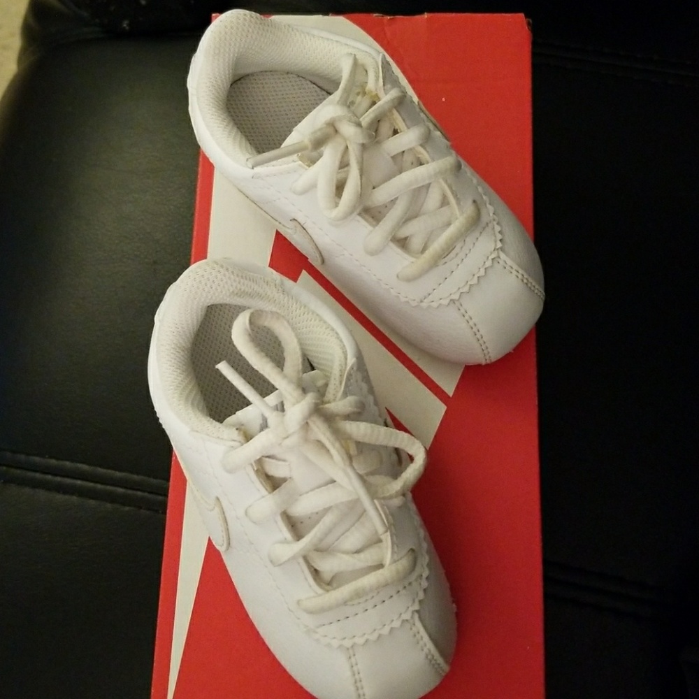 Kids sneakers nike bundle and save